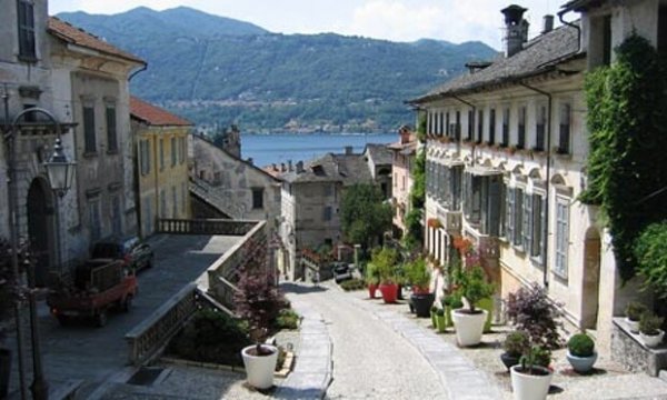 Lake-from-Orta-San-Giulio-002