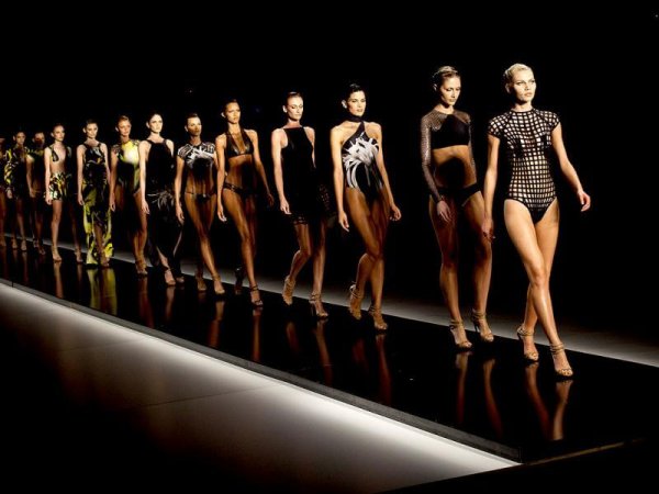 models catwalk